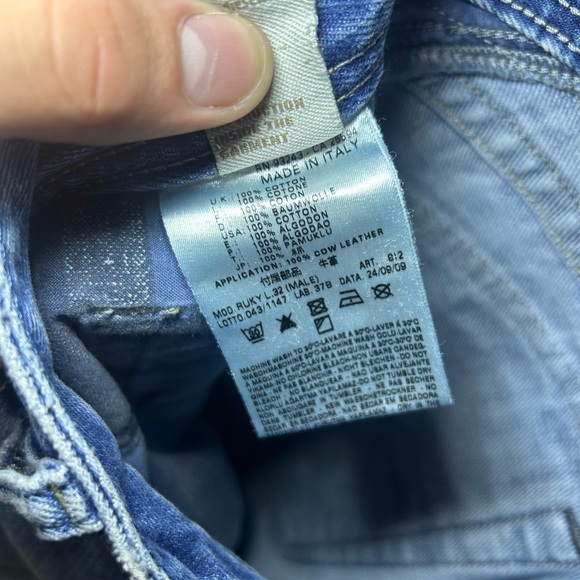 Vintage Diesel made in Italy "Ruby" distressed flared jeans - Picture 11 of 16